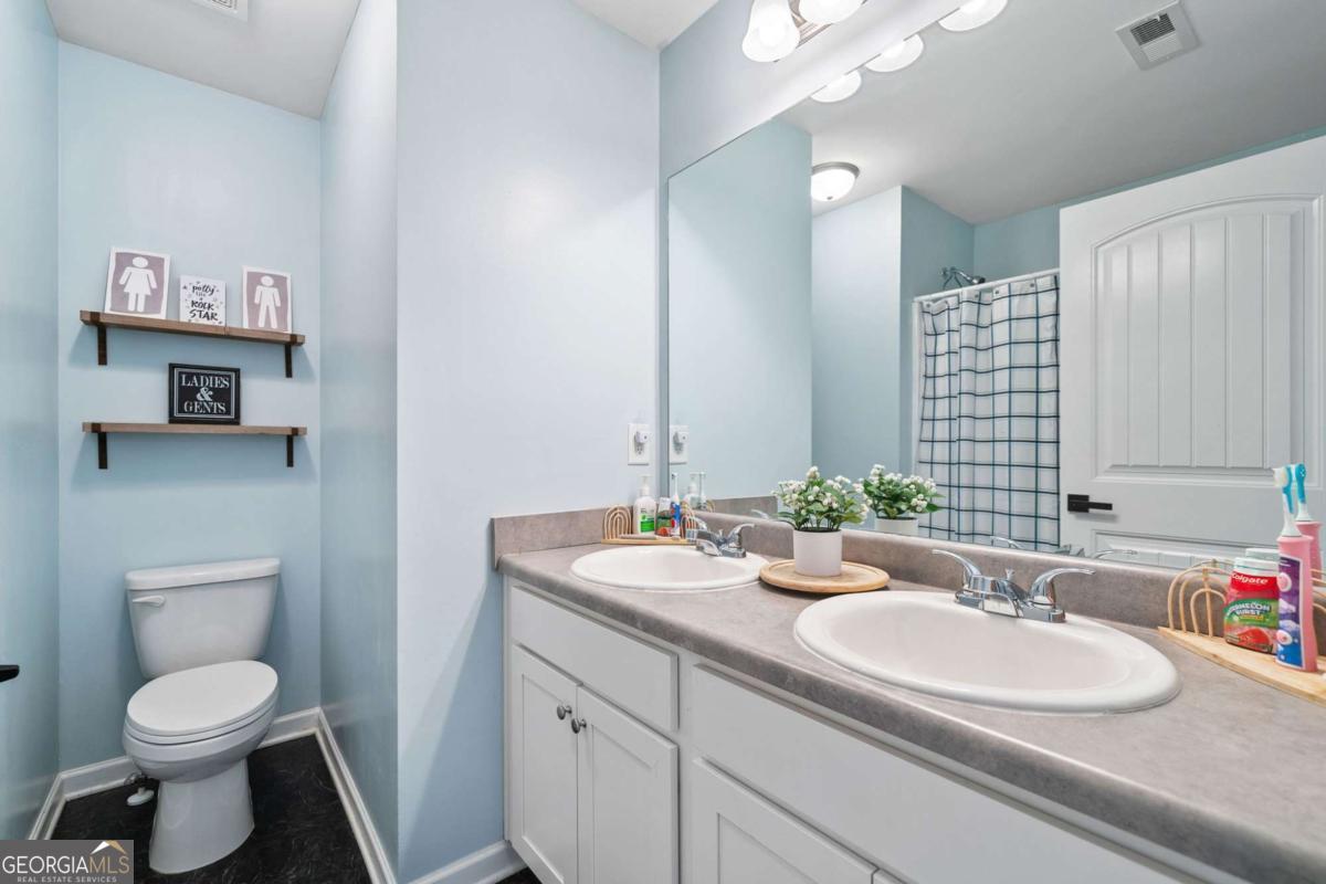 13 Four Feathers Lane Property Photo 41