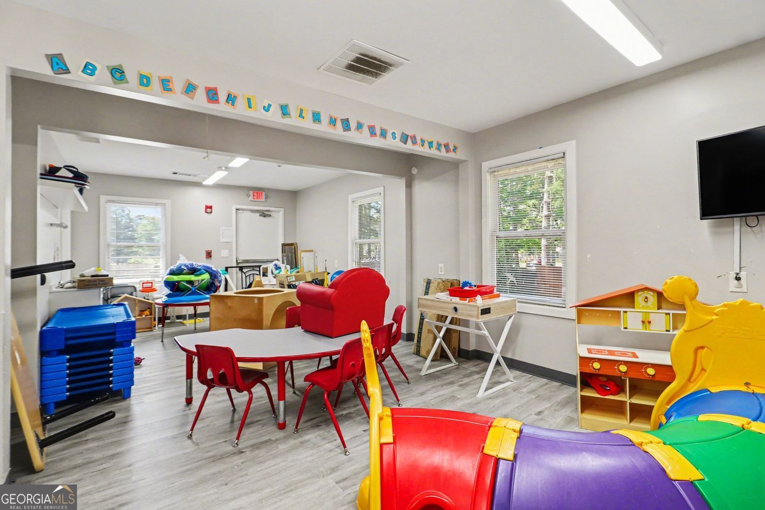 2561 Jerome Road Property Photo 5