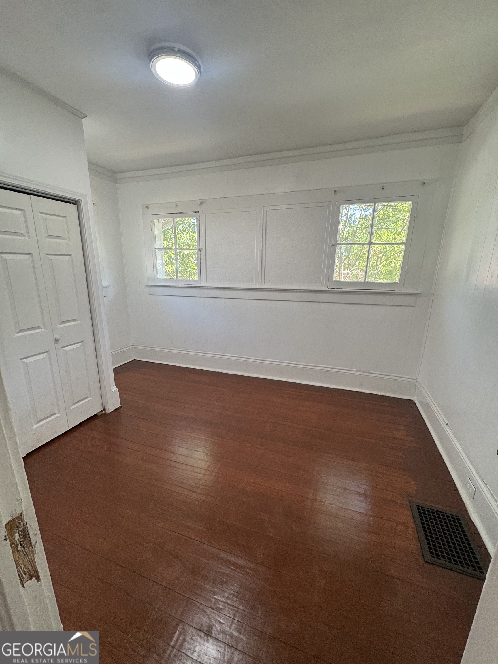 415 Hopkins Street Sw Property Photo 2