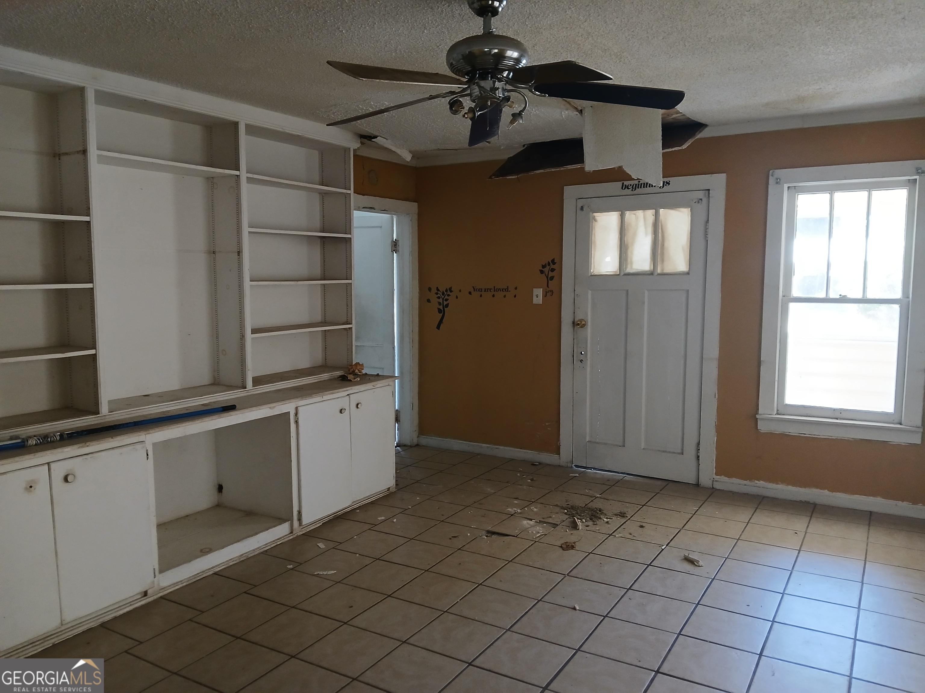 702 N Church Property Photo 7