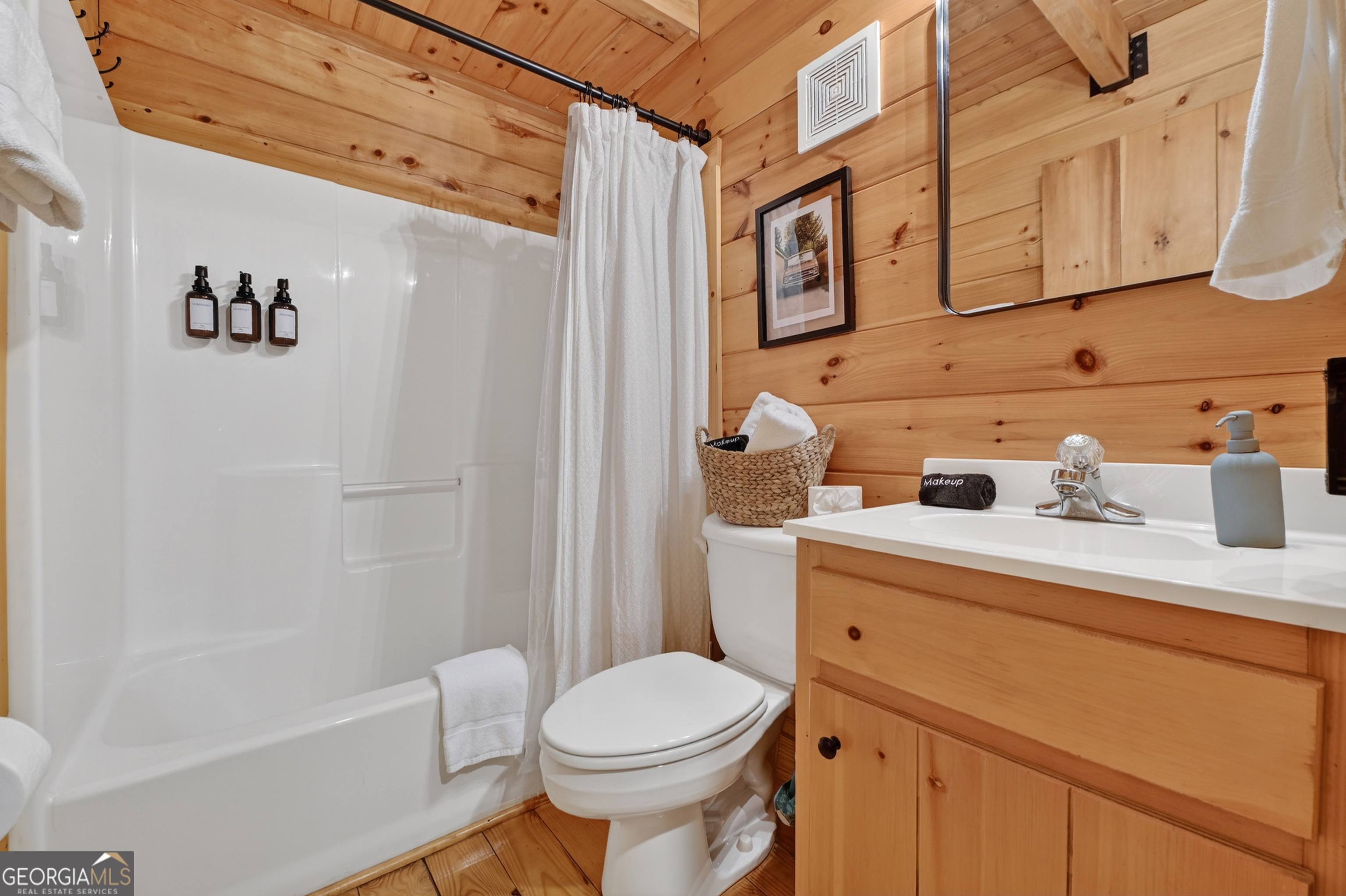 305 Kim Bolton Drive Property Photo 21