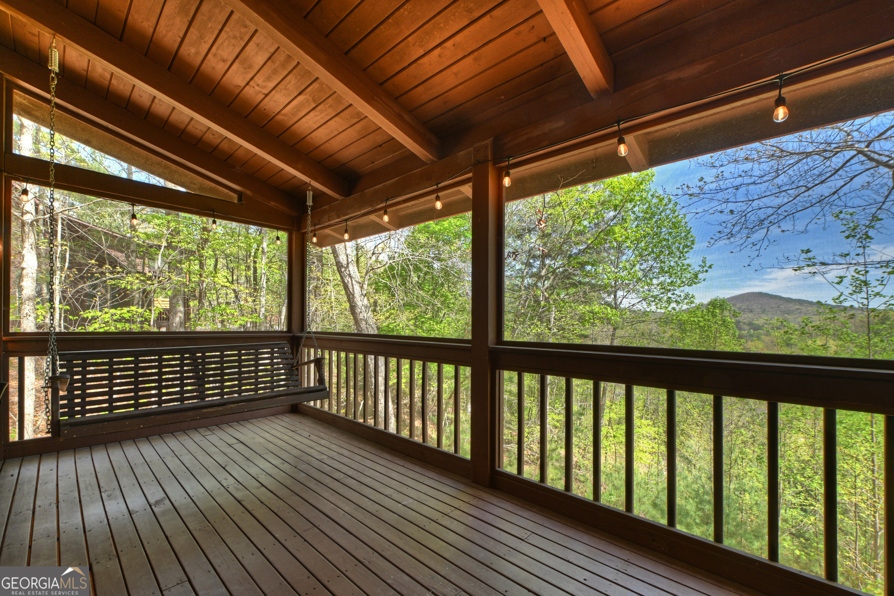 305 Kim Bolton Drive Property Photo 29