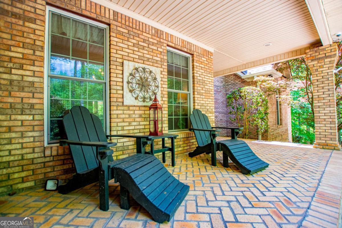 39 Cambridge Lane Property Photo 11
