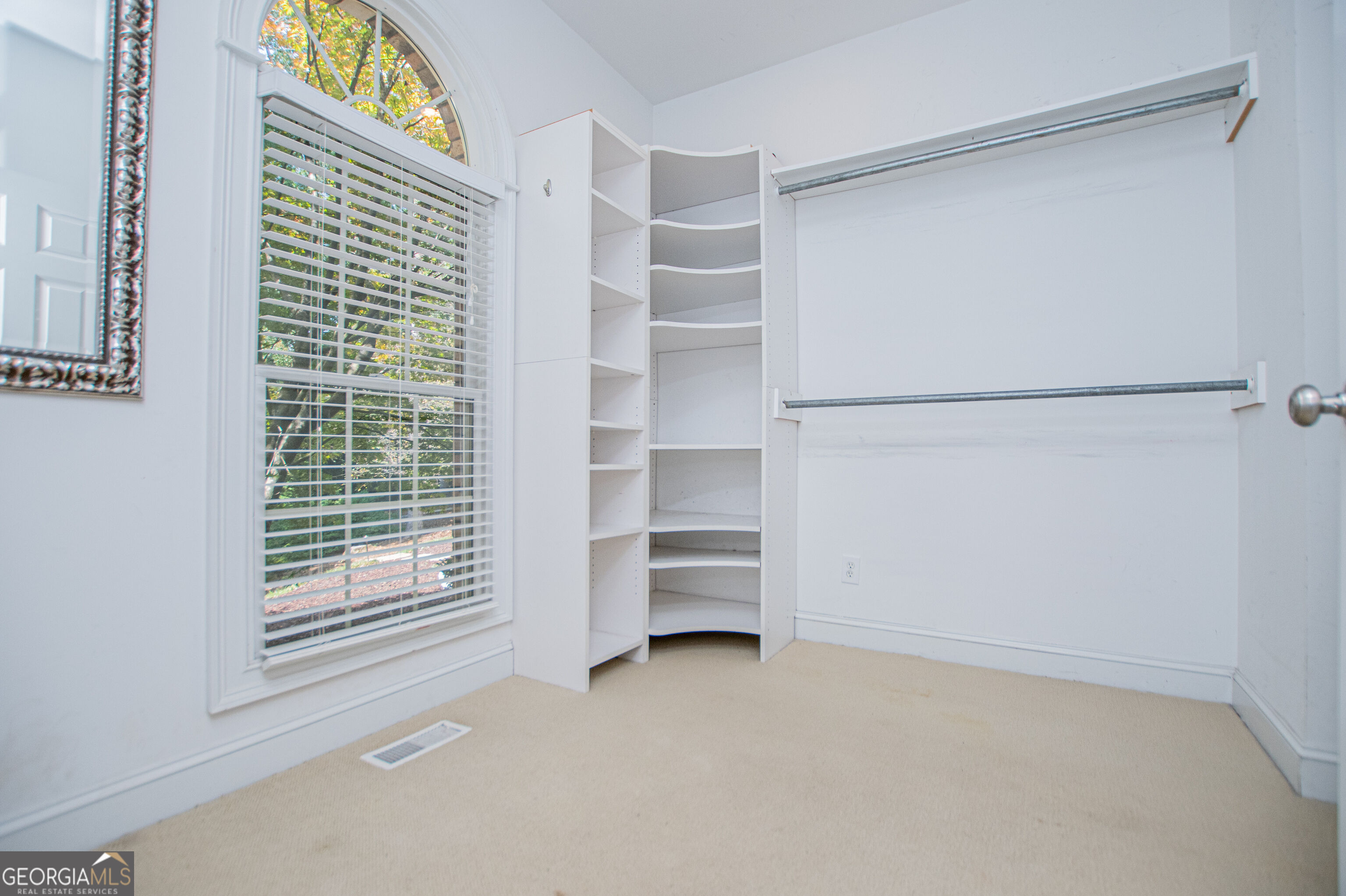 39 Cambridge Lane Property Photo 60