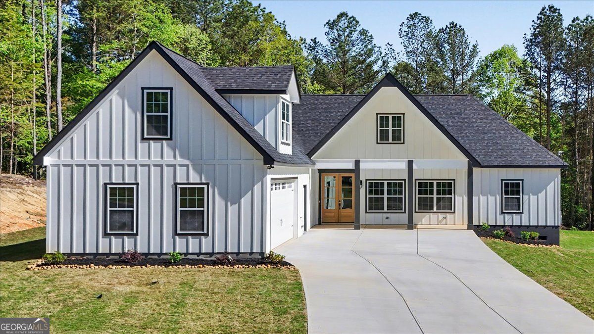 242 Mulberry Lane