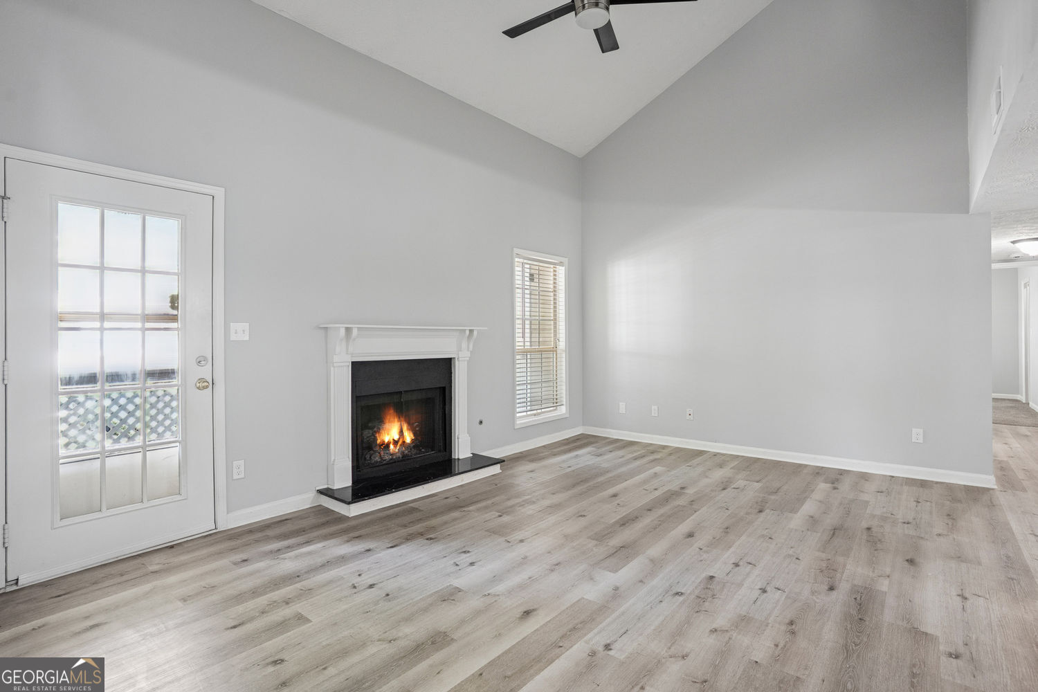 6430 Oakleaf Way Property Photo 10