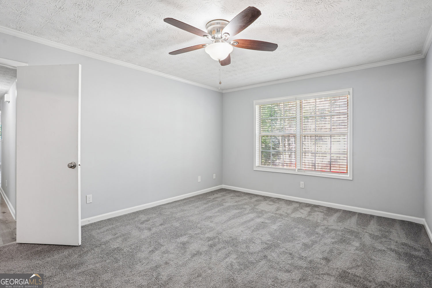 6430 Oakleaf Way Property Photo 12