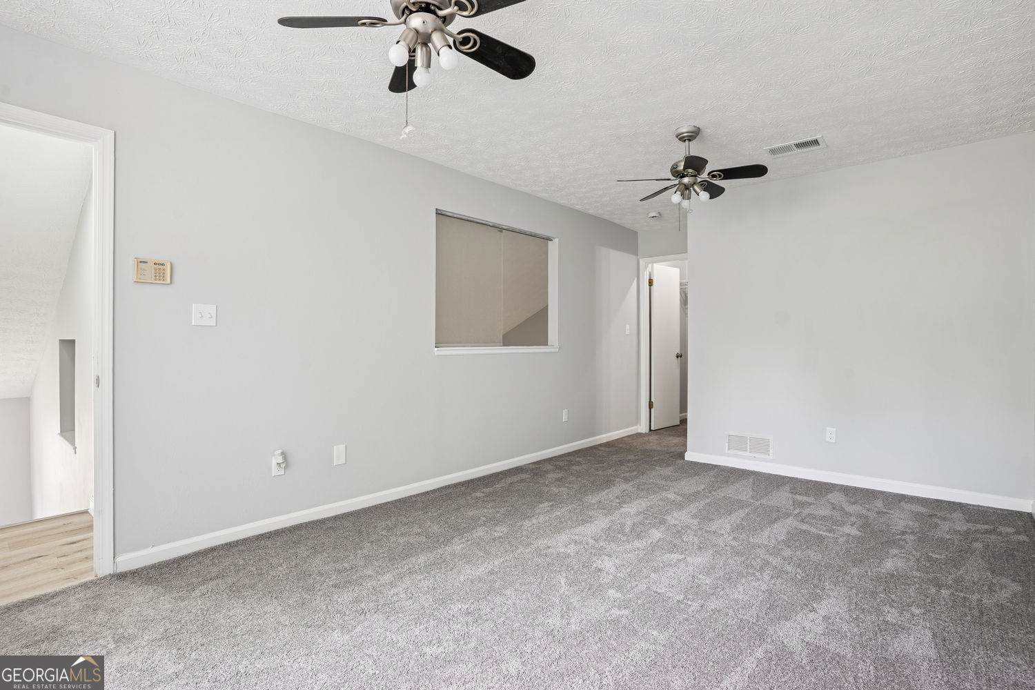 6430 Oakleaf Way Property Photo 17