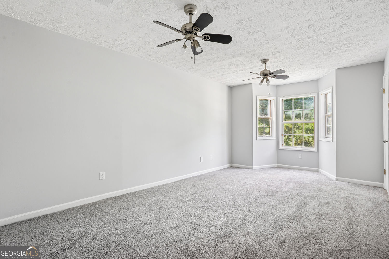 6430 Oakleaf Way Property Photo 20