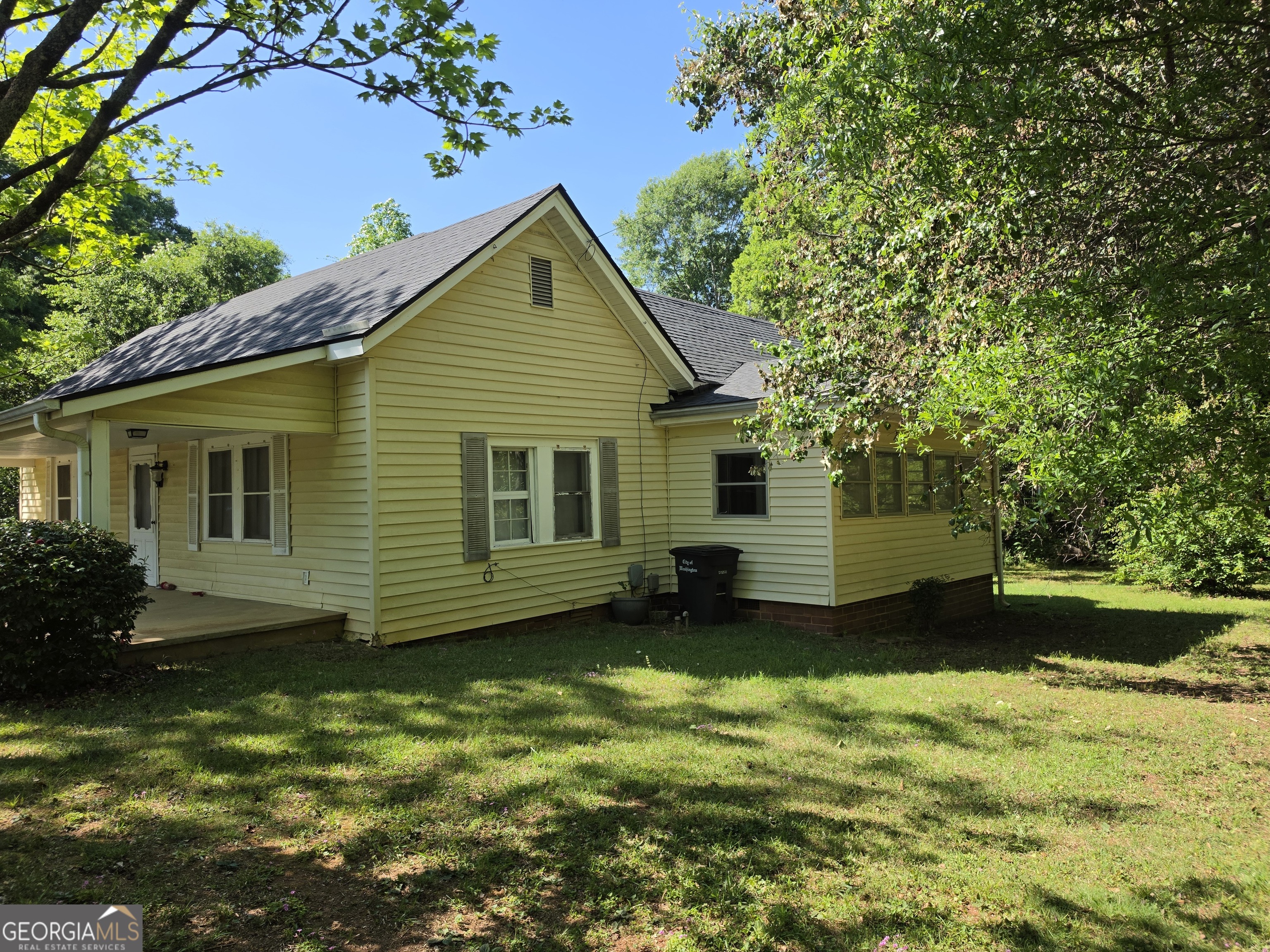 109 Springdale Drive Property Photo 3