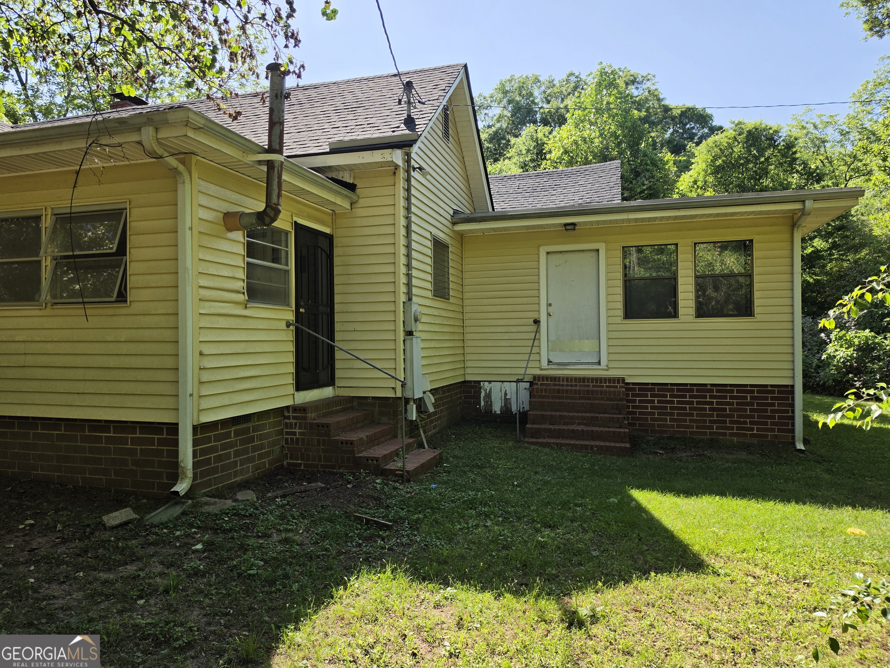 109 Springdale Drive Property Photo 4