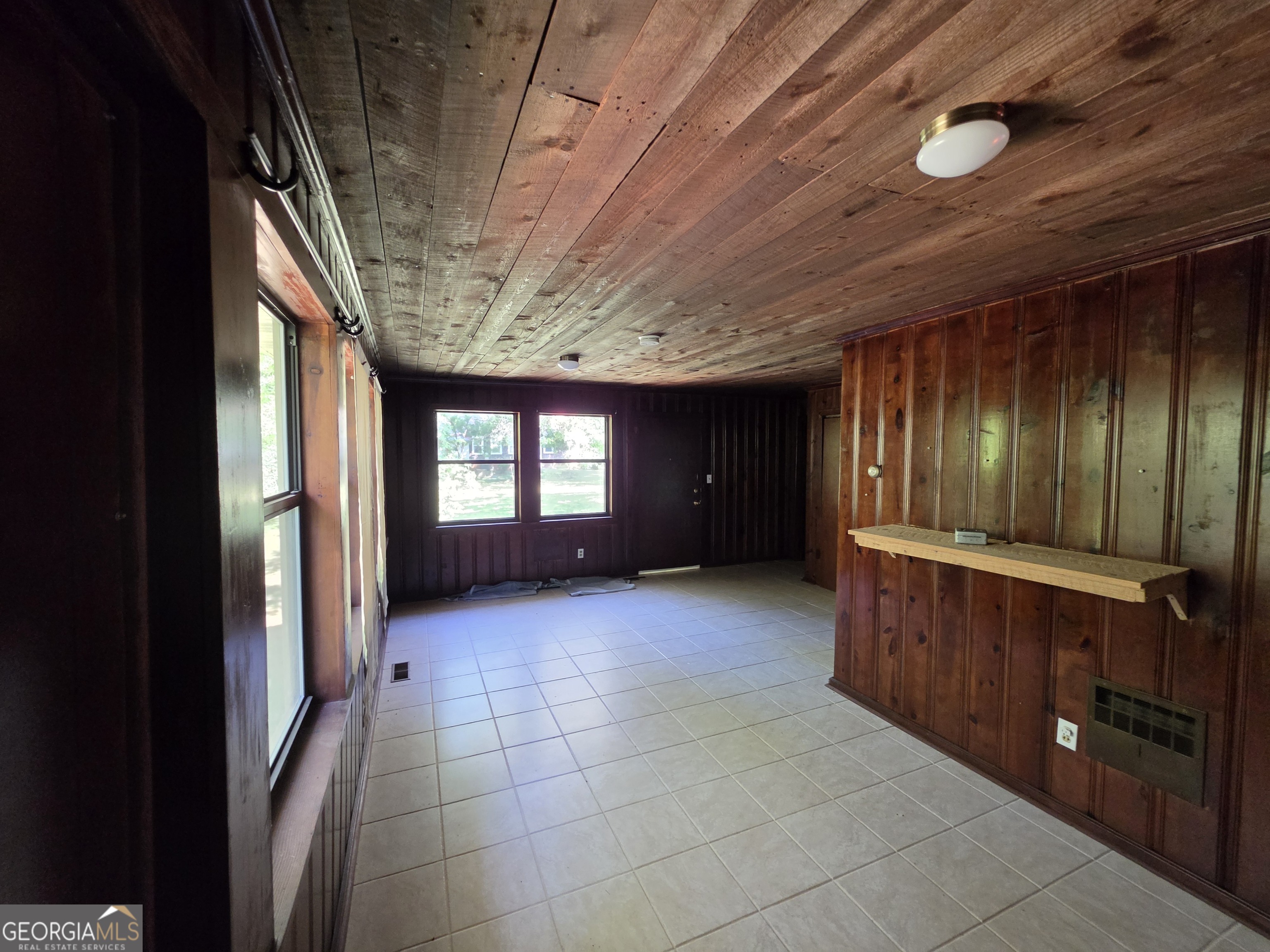 109 Springdale Drive Property Photo 17