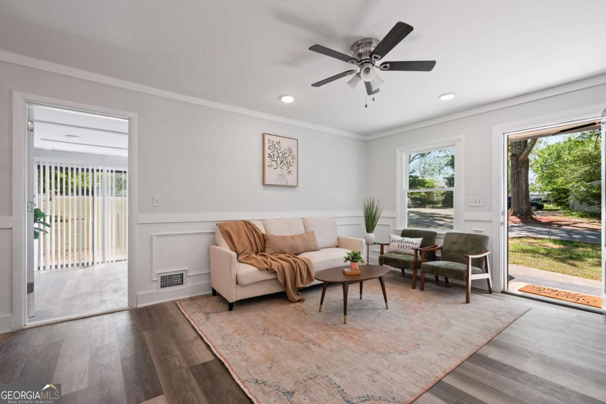 100 Pine Circle Property Photo 12