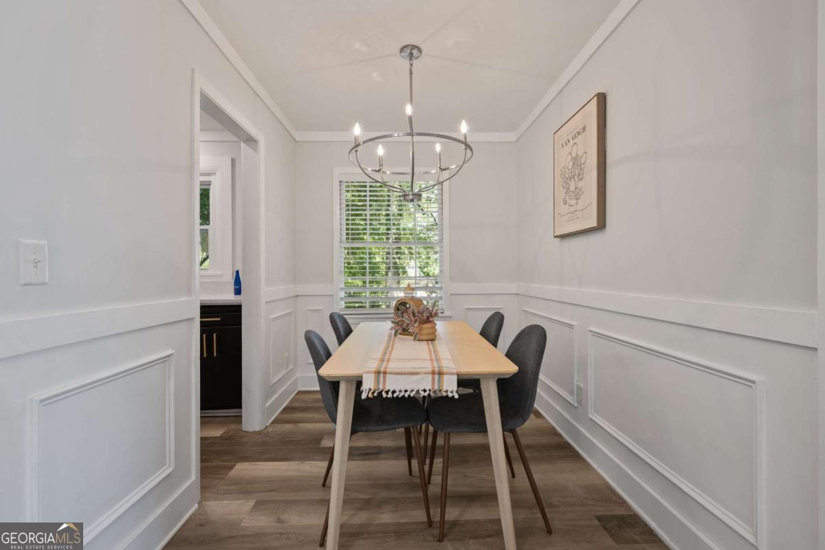 100 Pine Circle Property Photo 13