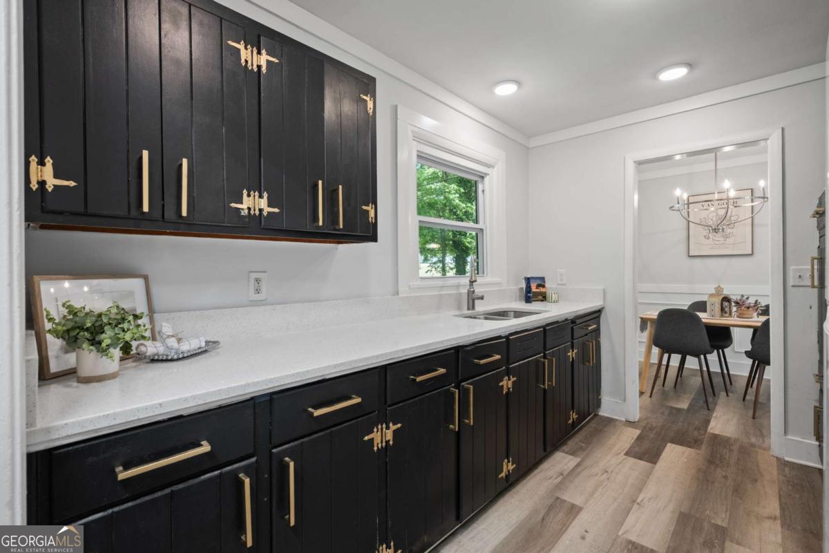 100 Pine Circle Property Photo 17