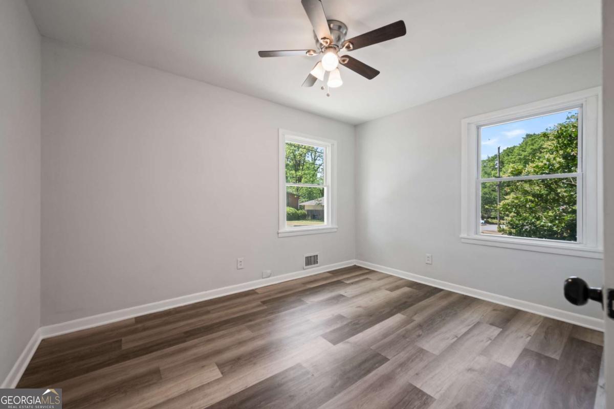 100 Pine Circle Property Photo 27