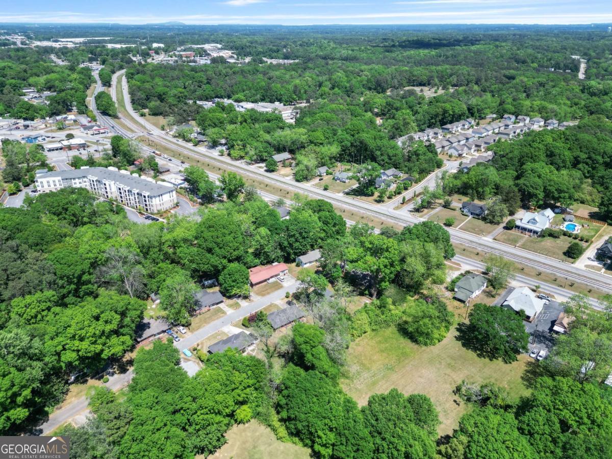 100 Pine Circle Property Photo 34