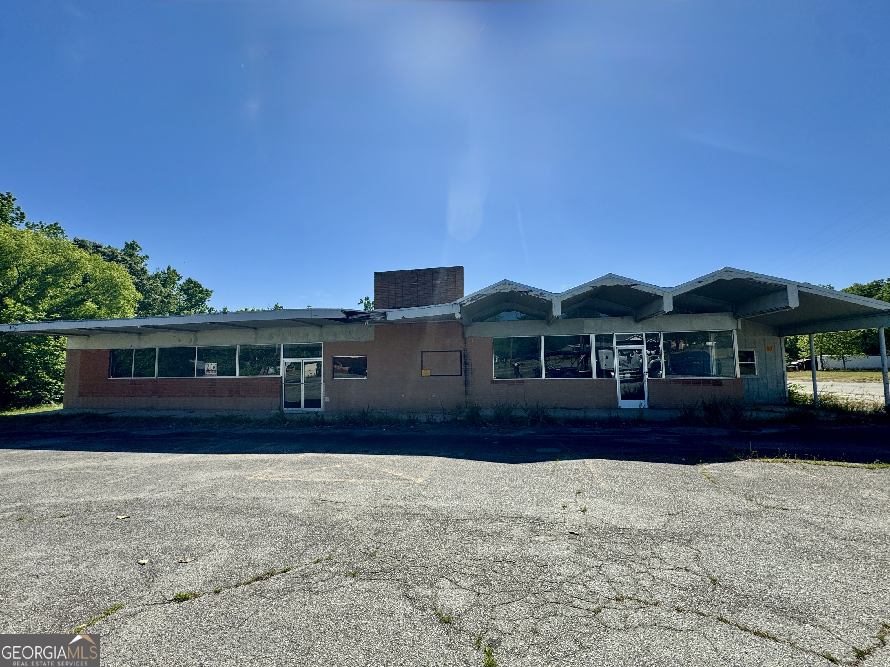 3088 Milan-chauncey Road Property Photo 1