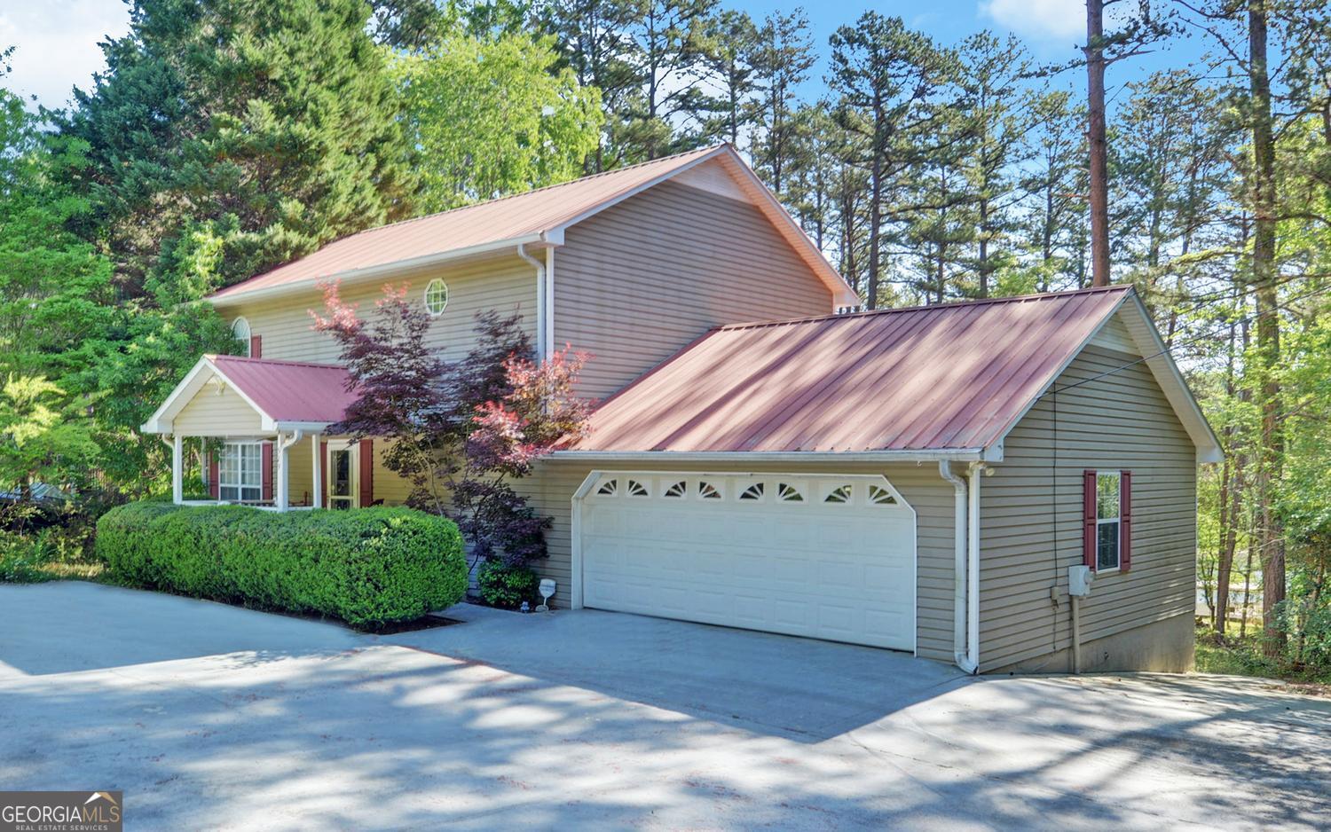 529 Chase Landing Road Property Photo 1