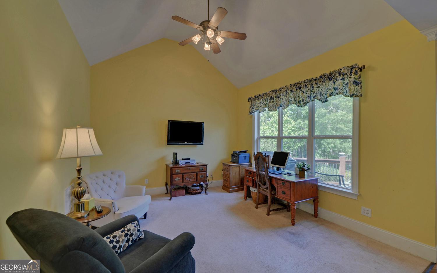 227 Capri Drive Property Photo 14