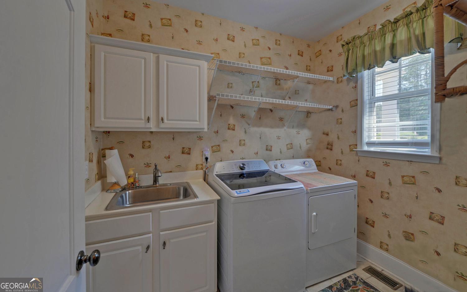 227 Capri Drive Property Photo 41