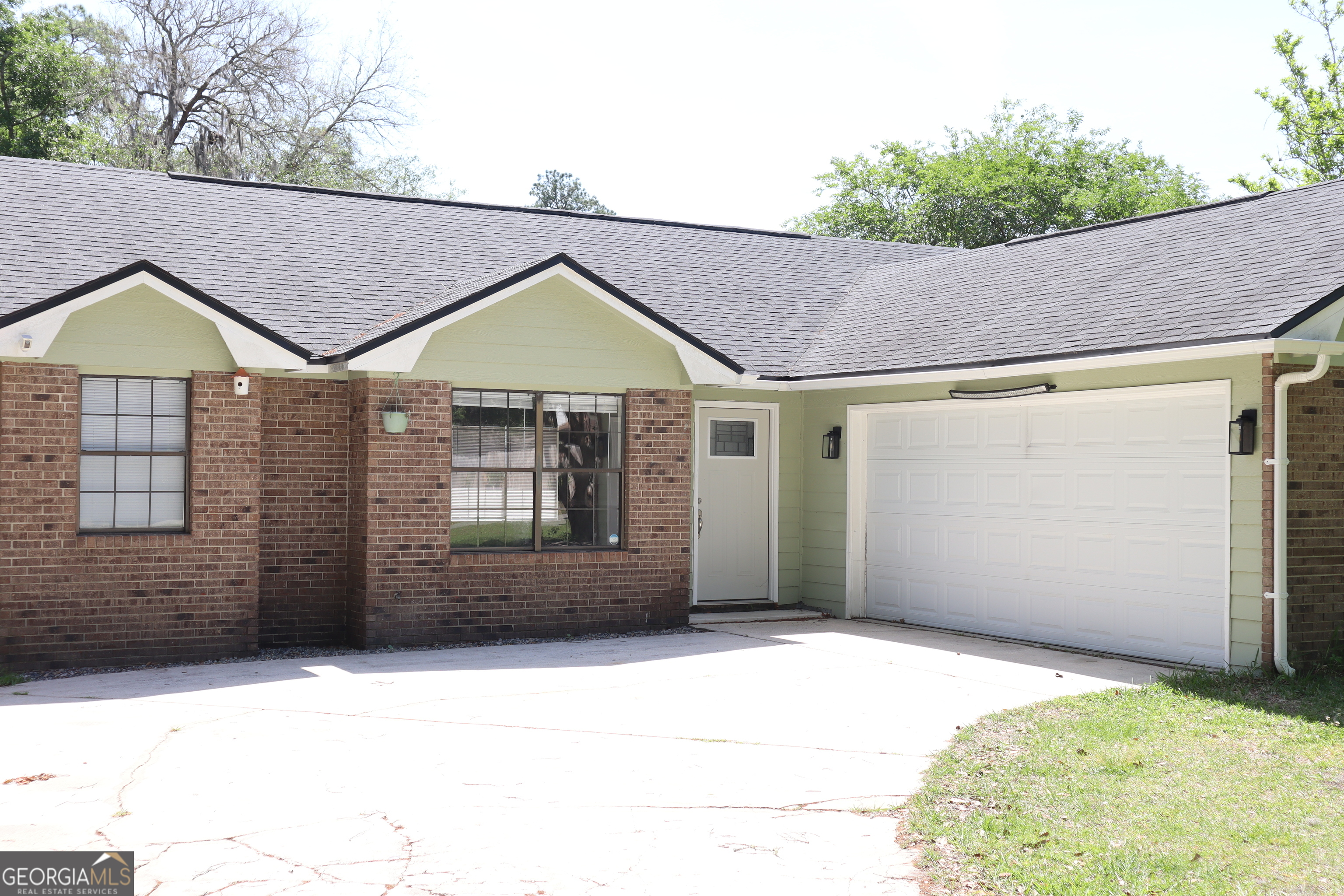 380 S Gum Street Property Photo 5