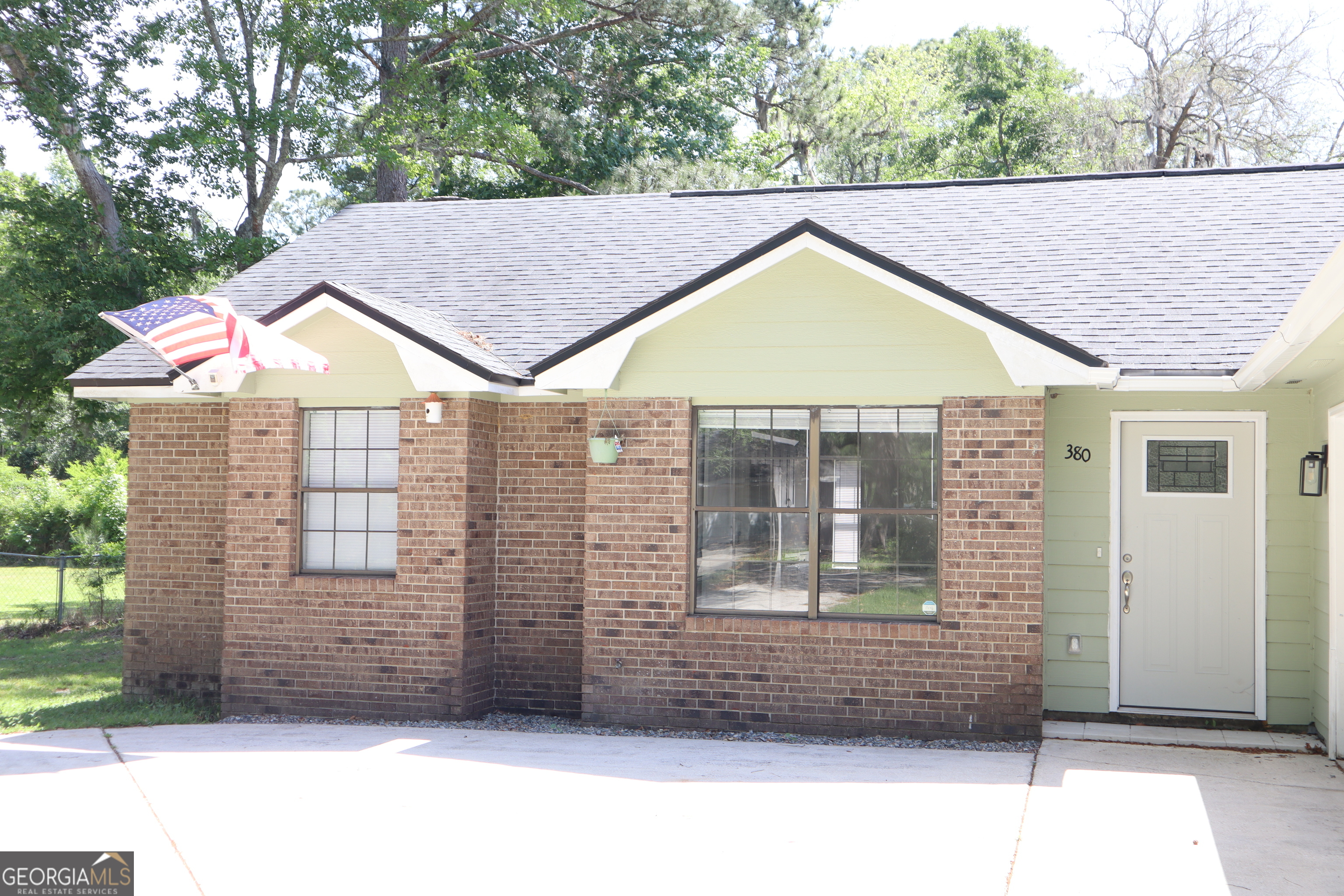 380 S Gum Street Property Photo 6
