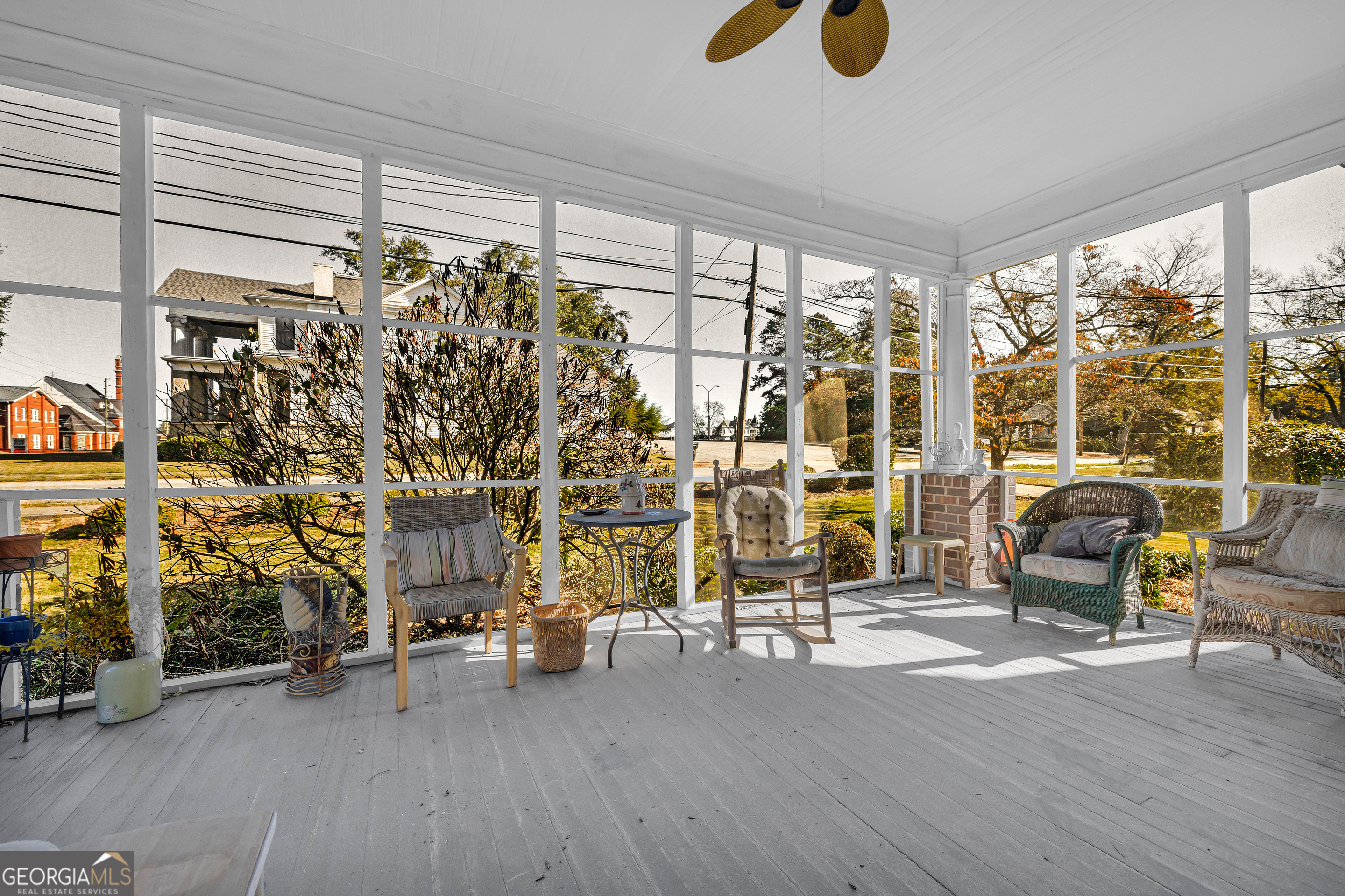 105 S Thomas Street Property Photo 14