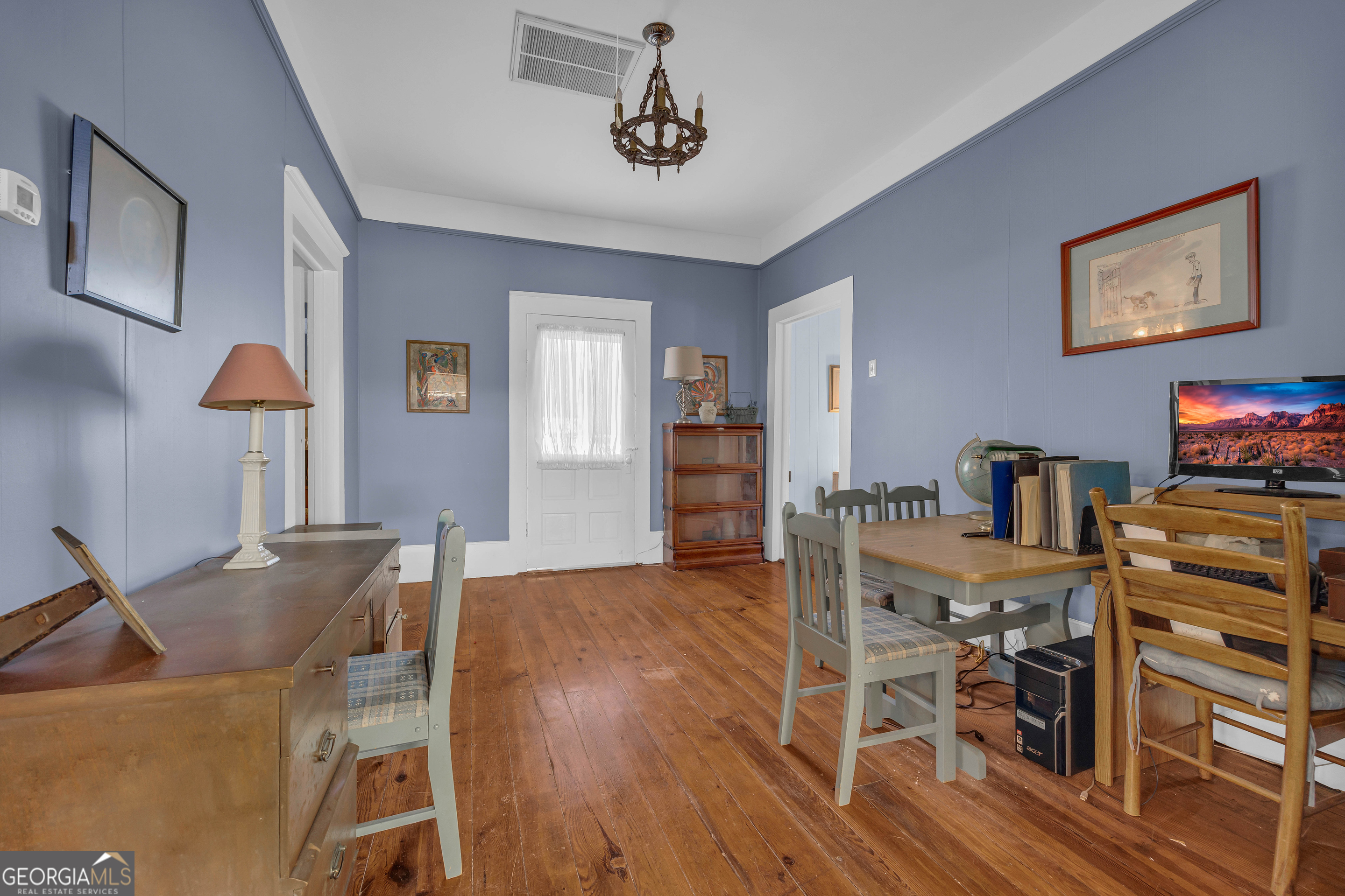 105 S Thomas Street Property Photo 39