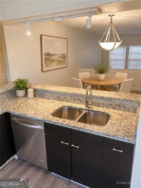 2030 Oak Park Lane Property Photo 1