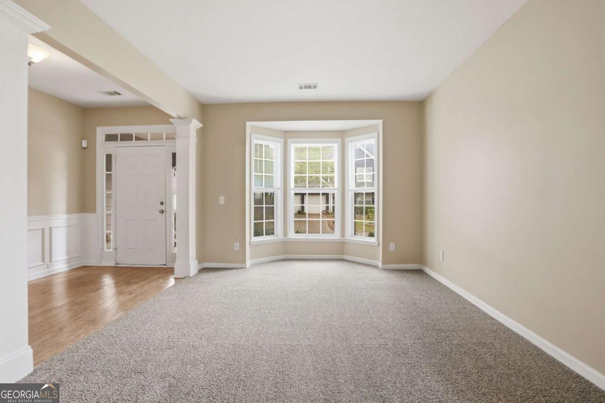 507 Waterfall Drive Property Photo 4