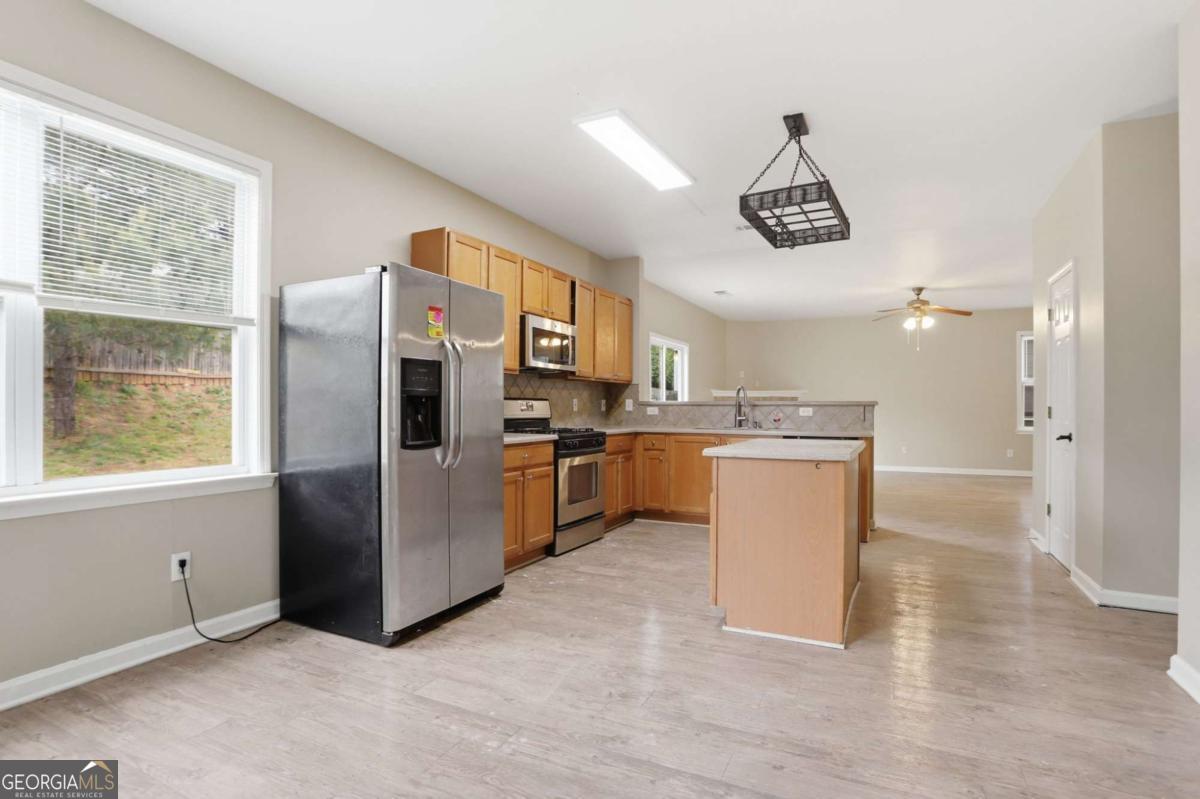 507 Waterfall Drive Property Photo 12