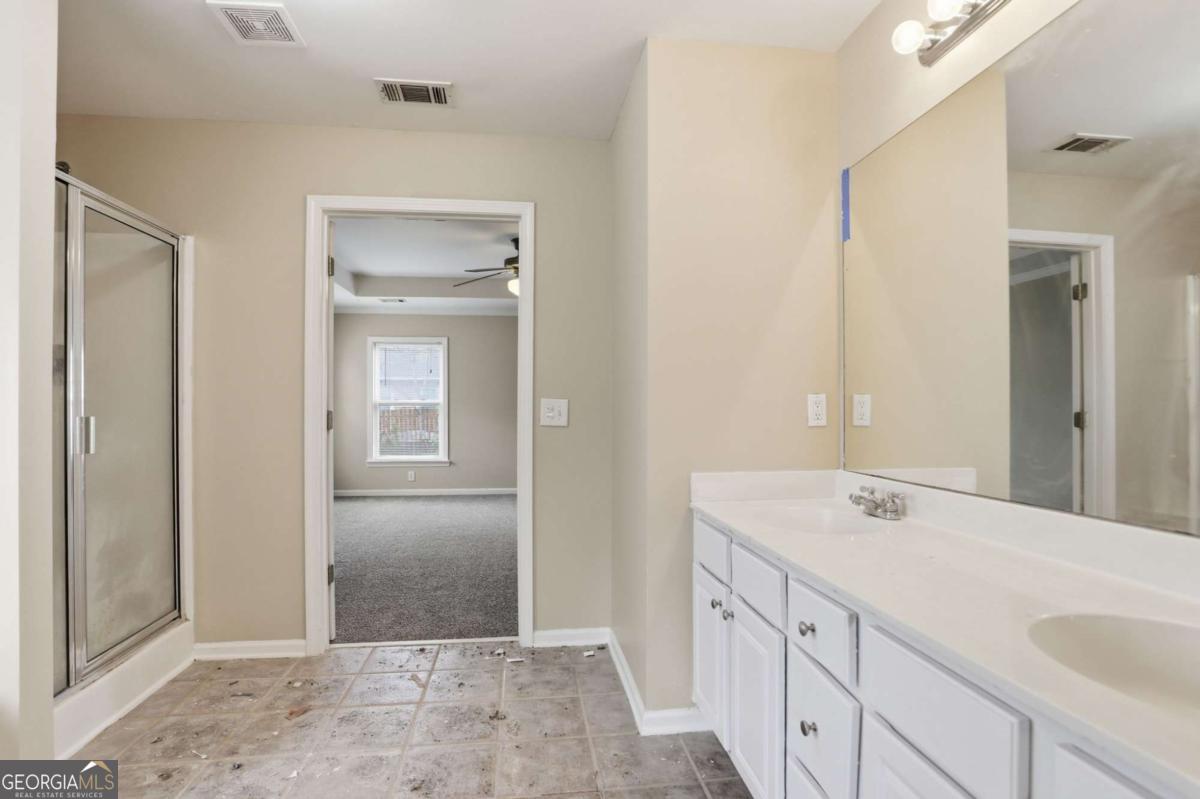507 Waterfall Drive Property Photo 32