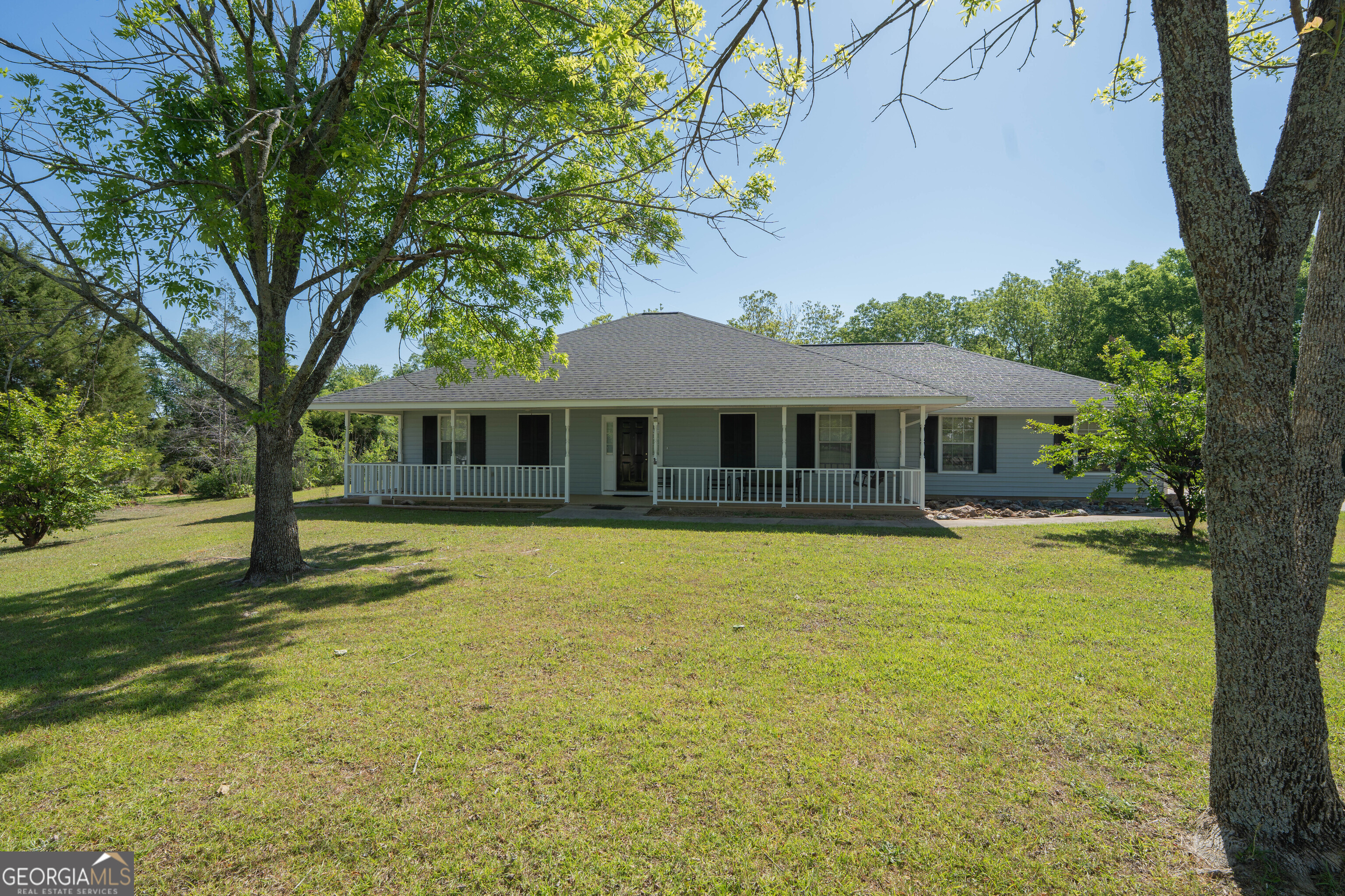 638 Smithville Church Road Property Photo 1