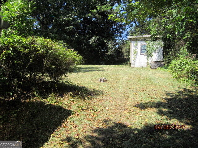 4705 Ernest Drive Property Photo 3