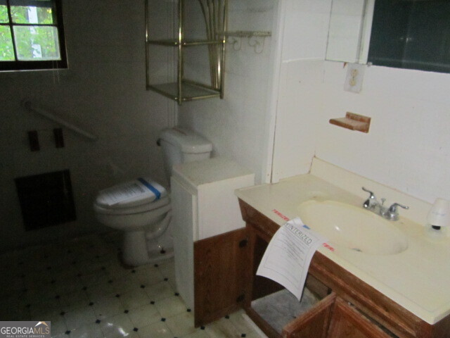 4705 Ernest Drive Property Photo 9