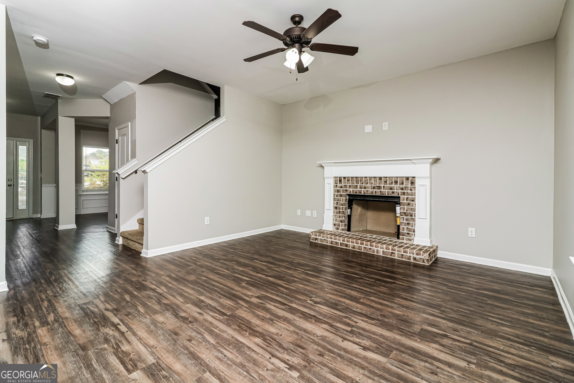 62 Moss Way Nw Property Photo 5