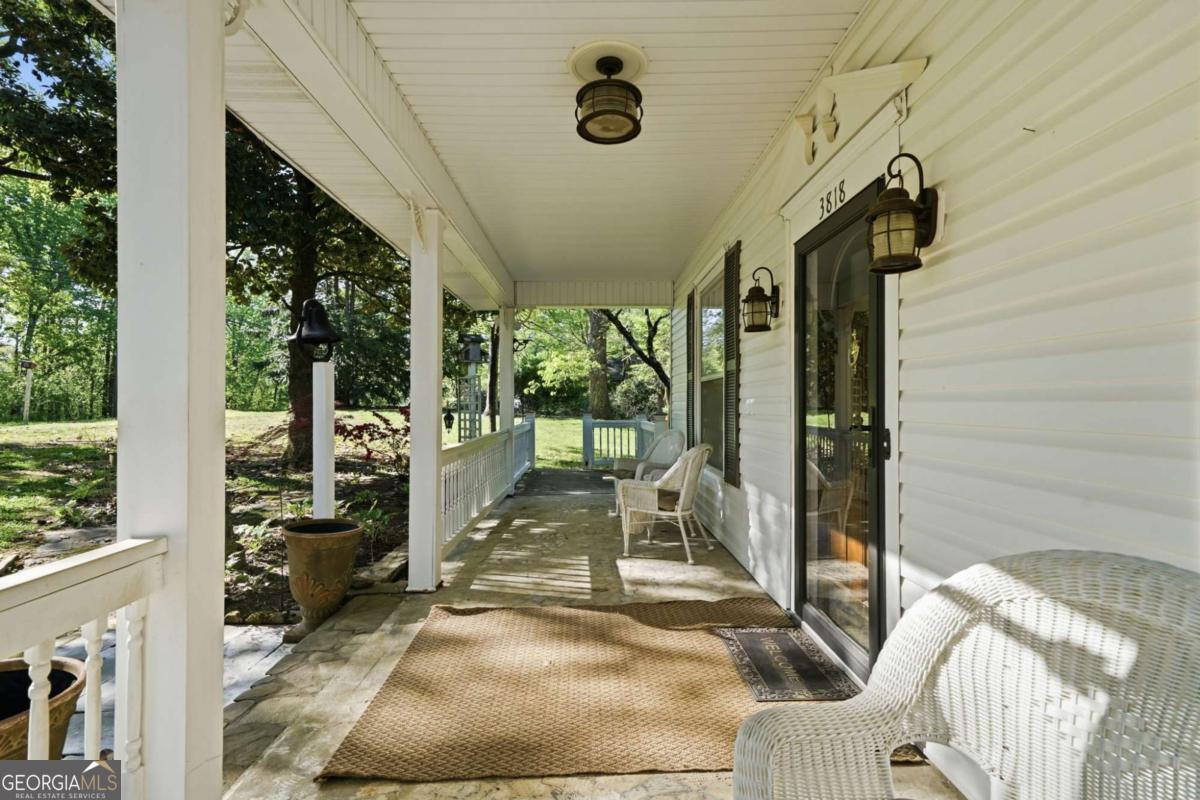 3818 Highway 53 E Property Photo 3