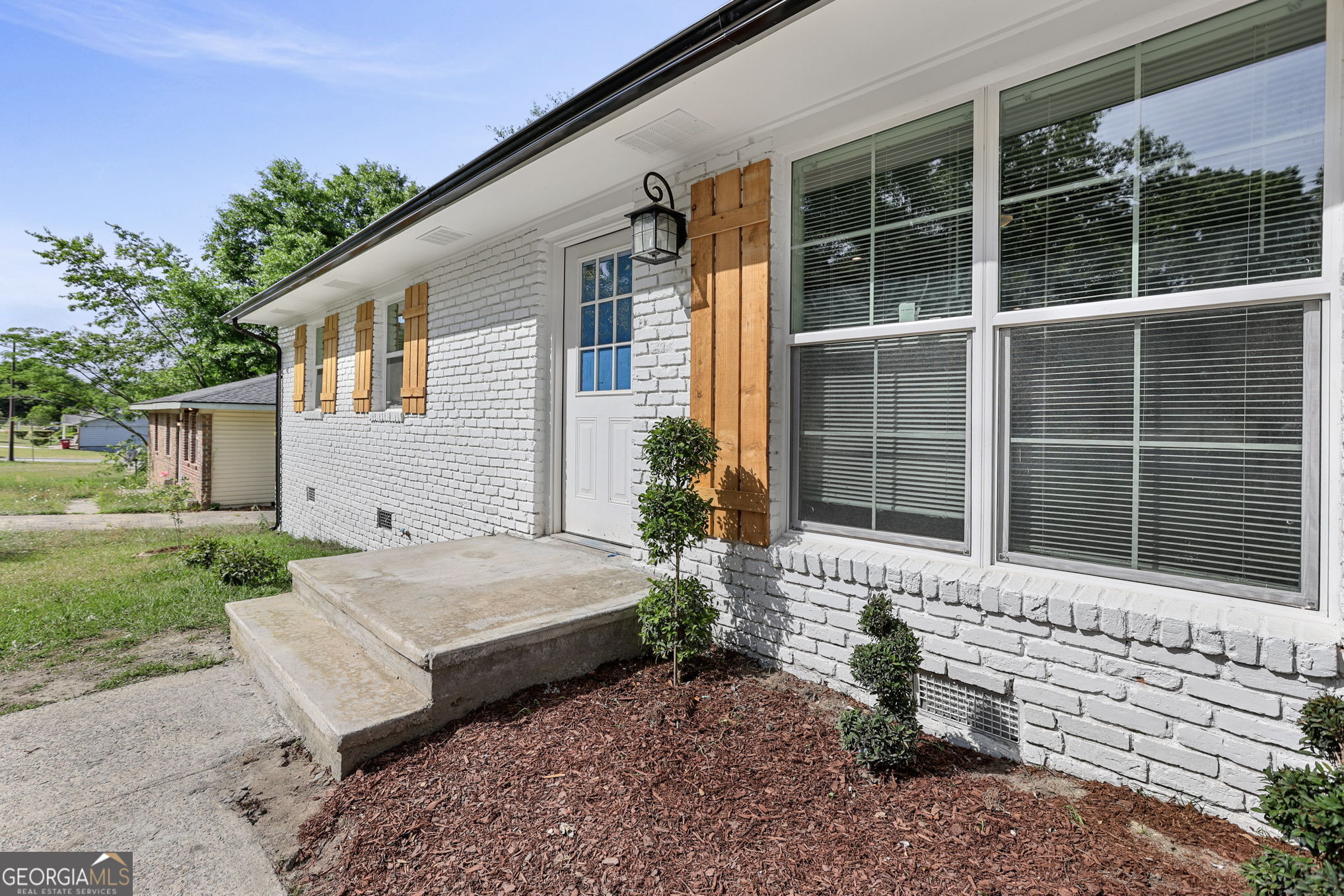 3356 Kings Park Circle Property Photo 5