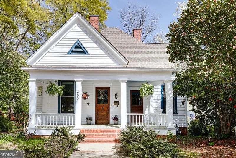 255 Bloomfield Street Property Photo 1