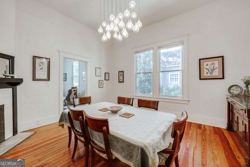 255 Bloomfield Street Property Photo 6