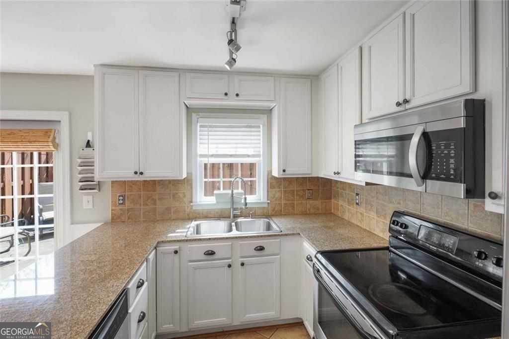 1101 Collier Road Nw # D6 Property Photo 7