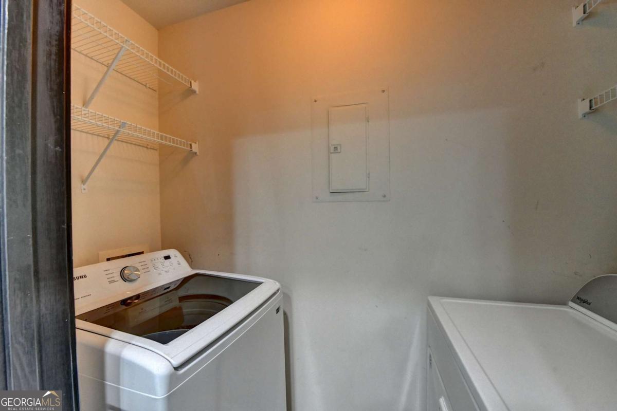 3324 Peachtree Road Ne # 1419 Property Photo 20