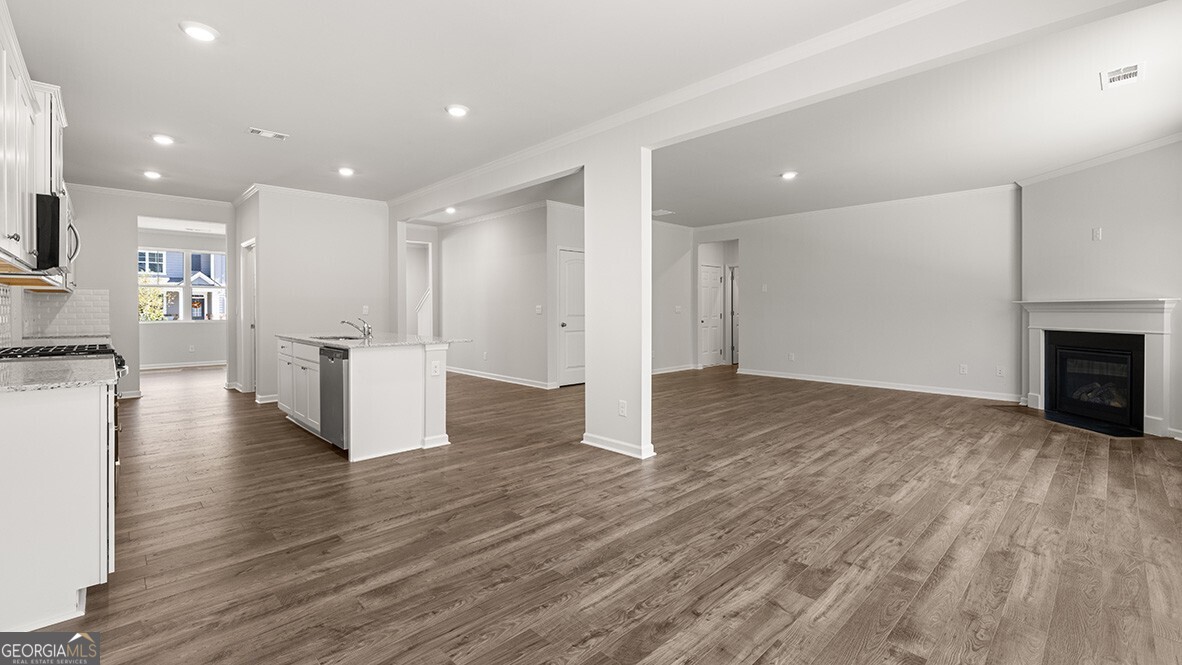 333 Belmont Drive Property Photo 10