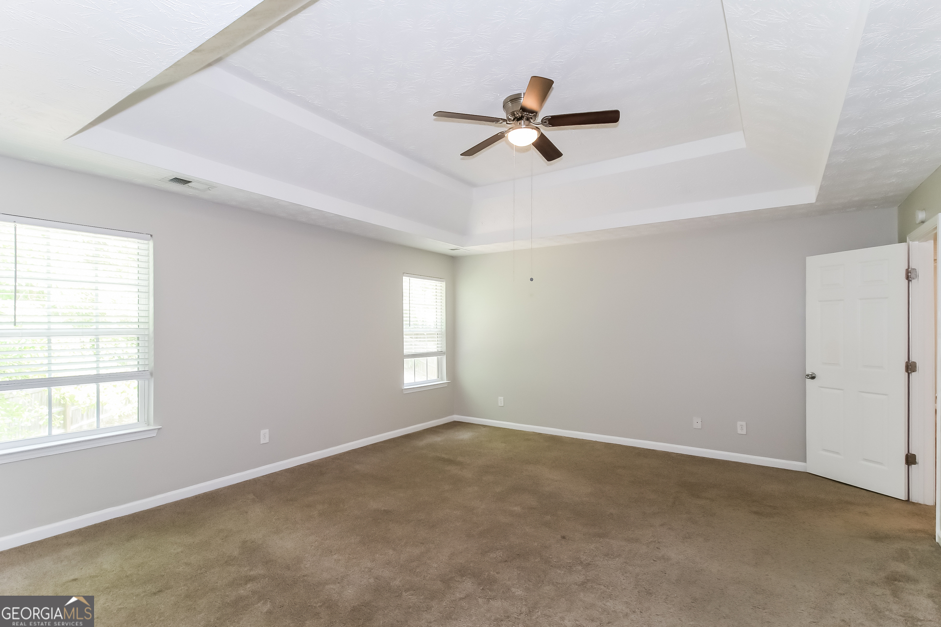 7634 Pine Gables Drive Property Photo 17