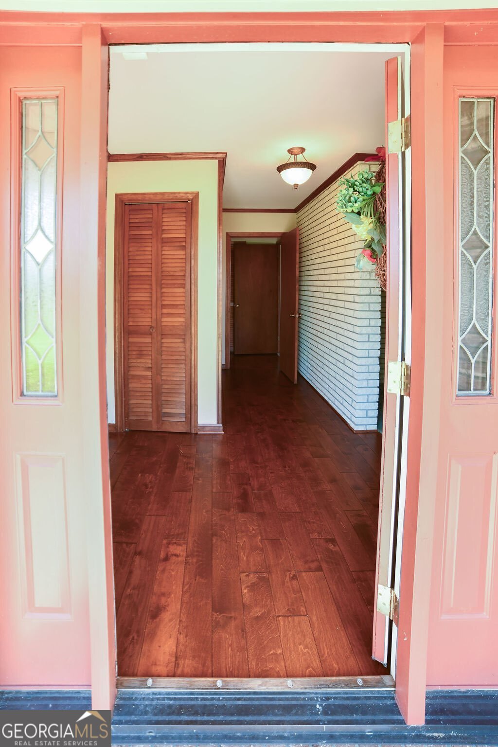 39 Adams Street Property Photo 8
