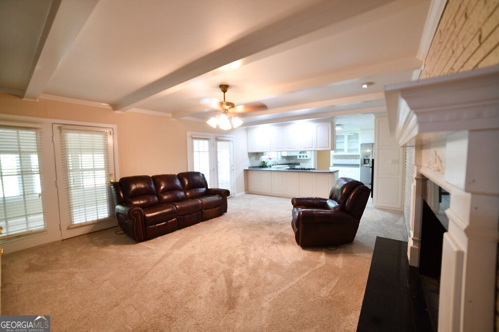 39 Adams Street Property Photo 18