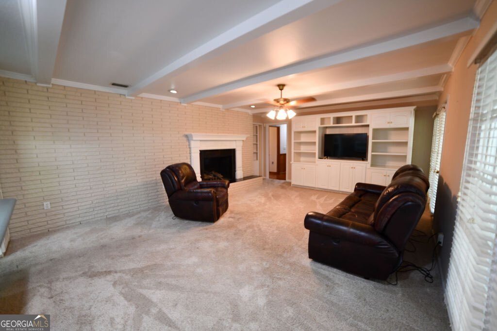 39 Adams Street Property Photo 22