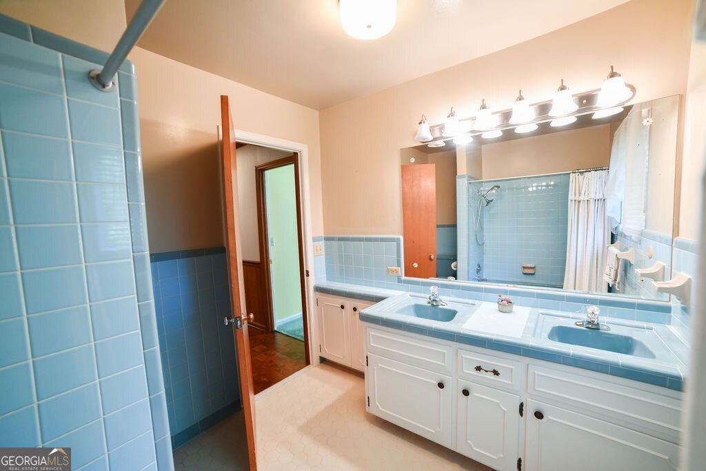39 Adams Street Property Photo 48
