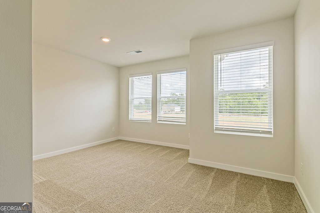 330 Jarrett Street Property Photo 18